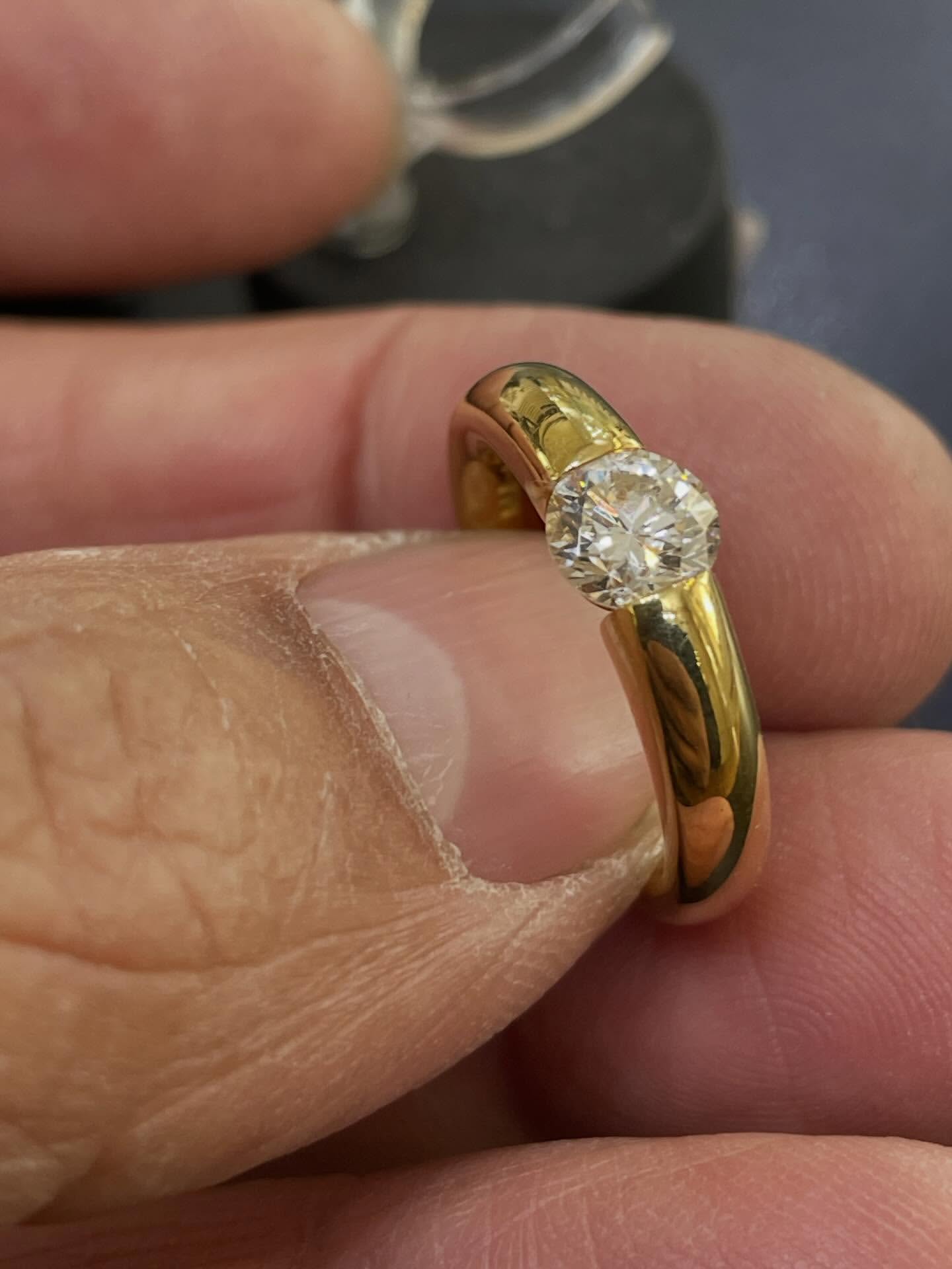 Gelbgold-Brillantring